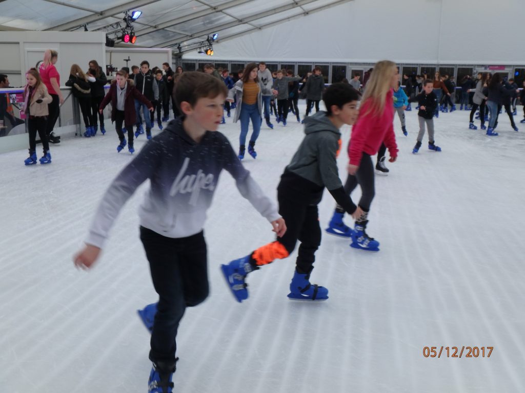 VAN HAGE ICE SKATING DAY PAYMENT DUE BY MONDAY 11TH NOVEMBER 2019 Chauncy School